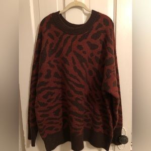 Women's sweater! Ava & Viv